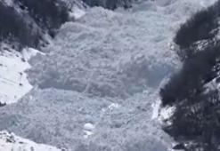 Şırnak’ta çığ düşme anları kamerada