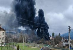 Yangın çıkan depoda zarar oluştu