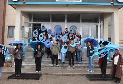 37 öğrenci ‘farkındalık’ için bir günü sadece 5'er litre suyla geçirdi