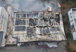 Trabzon’da yanan fındık fabrikasında hasar görüntülendi