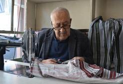 Yaşar usta, 12 metrekarelik dükkanında nostaljik çizgili pijamaları 60 yıldır üretiyor
