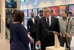 AK Parti'li Yayman'dan 'ArtAnkara 12'nci Uluslararası Çağdaş Sanat Fuarı'na ziyaret