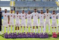 İran Milli Futbol Takımı'ndan, ölen çocuklar için 'çocuk sırt çantalı' mesaj