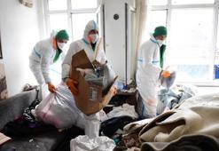 Mahkeme kararıyla boşaltılan evden 4 kamyon atık çıkarıldı