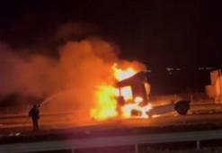 Gaziantep'te seyir halindeki TIR alev alev yandı