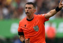 Kosova - Türkiye maçını Michael Oliver yönetecek