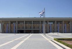 İsrail Meclisi, Savunma Bakanlığı'na 45 milyar dolardan fazla pay ayrılan 2026 bütçesini onayladı