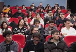 ‘Gençler parayı yönetmeyi geç öğreniyor’