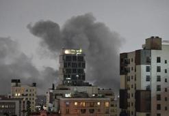 Tahran'da Mihrabad Havalimanı ve Tebriz'de petrokimya tesisine saldırı düzenlendi