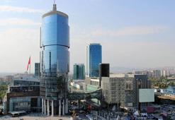 Ankara'da bir AVM, hafta sonu 18 yaş altındakilerin velisi olmadan girişlerini yasakladı