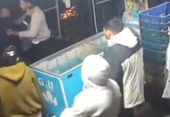 Tekirdağ'da bakkal dükkanında bıçaklı kavga kamerada; 1 ölü