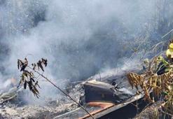 Filipinler'de kargo uçağı düştü: 2 ölü