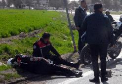 Babasından izinsiz aldığı otomobille polislere çarptı: 2 yaralı