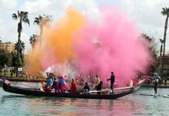 Portakal Çiçeği Karnavalı’nda ‘su korteji’ renkli görüntülere sahne oldu