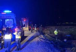 Otomobil takla attı, içindekiler kaçtı