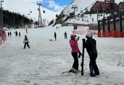 Palandöken'de kayakta 'bahar sezonu'