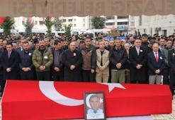 Kaza şehidi polis memuru, Elazığ’da son yolculuğuna uğurlandı