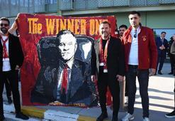 Galatasaray’a İzmir’de coşkulu karşılama