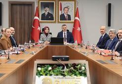 Bakanlar Göktaş ile Çiftçi, valilerle çevrimiçi toplantı gerçekleştirdi