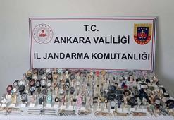 Ankara'da 3,2 milyon liralık kaçak saat ele geçirildi