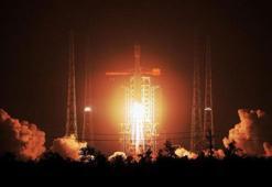 Çin, uzaya yeni internet uyduları gönderdi