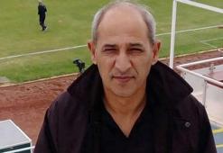 Milli maçta kalp krizi geçiren gazeteci, hayatını kaybetti