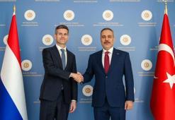 Bakan Fidan, Hollandalı mevkidaşı Berendsen ile görüştü