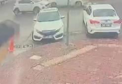 Şanlıurfa’da iki otomobilin çarpıştığı kaza kamerada; 3 yaralı