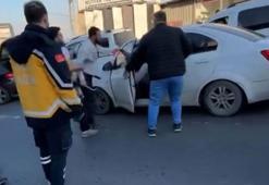 Başakşehir'de kaza yapan iki sürücü arasında levyeli kavga çıktı