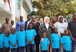 Bakan Göktaş, Senegal’de Türkiye'nin destekleriyle faaliyet gösteren sosyal hizmet merkezlerini ziyaret etti