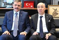 Bakan Çiftçi, 15 Temmuz Gazisi Aslan'ı ziyaret etti