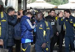 Fenerbahçe kafilesi, Kayseri’de coşkuyla karşılandı