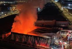 Ankara'da medikal malzeme üretilen fabrikada yangın; 35 kişi tahliye edildi