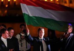 Macaristan'da seçimi kazanan Magyar: Ülkemiz Avrupa'ya dönmek istiyor