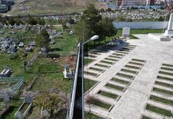 İlçe mezarlığında 'kıble' farklılığı