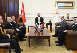 İçişleri Bakanı Çiftçi, İran'ın Ankara Büyükelçisi Zadeh'i kabul etti