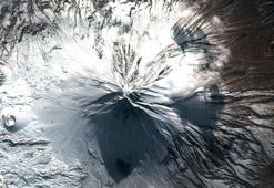 MSB, Ağrı Dağı'nın Göktürk-2B ile çekilen fotoğrafını paylaştı