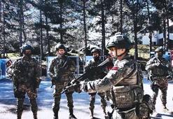 Mehmetçik ve Pakistan askerinden ortak tatbikat