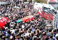 Kahramanmaraş’ta okuldaki saldırıda yaşamını yitiren öğrenciler toprağa verildi