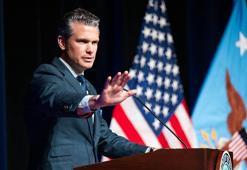 ABD'den İran'a tehdit: Kötü bir seçim yaparlarsa altyapı ve enerjiye bombalar yağacak