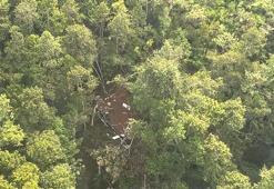 Endonezya'da helikopter kazası: 8 ölü