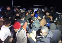 Bodrum’da su alan bottaki 30 kaçak göçmen kurtarıldı