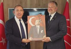 Gürsel Tekin ile bir araya gelen Liberland Cumhurbaşkanı Jedlicka: Vatandaşlık için Türkiye'den 80 bin başvuru var