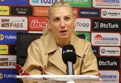 Necla Güngör Kıragası: İsviçre'ye karşı ilk defa bir puan aldık