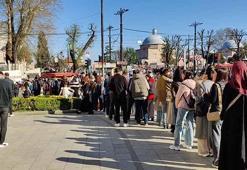 Yerebatan Sarnıcı Türk ziyaretçilere 1 TL oldu; yoğunluk oluştu