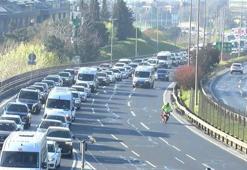 İstanbul'da haftanın ilk iş gününde trafik yoğunluğu