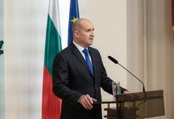 Bulgaristan'da eski Cumhurbaşkanı Radev sandıktan birinci çıktı