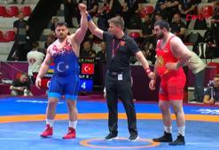 Rıza Kayaalp, Ermeni rakibini 78’inci saniyede tuş etti