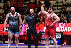Rıza Kayaalp yarı finale yükseldi
