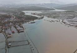 Su basan 3 mahalle ve 1 köy dronla görüntülendi